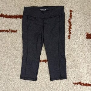Women’s 3/4 Leggings